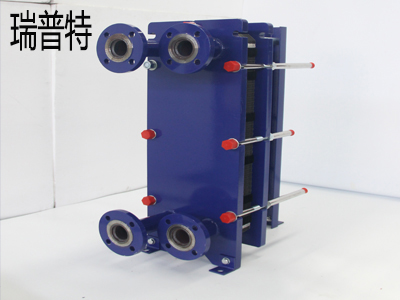發(fā)貨進行時，8臺水水板式換熱器整裝待發(fā)